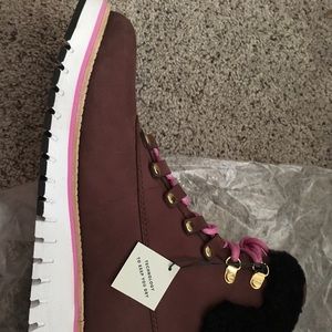 Cole Haan -boots new in box